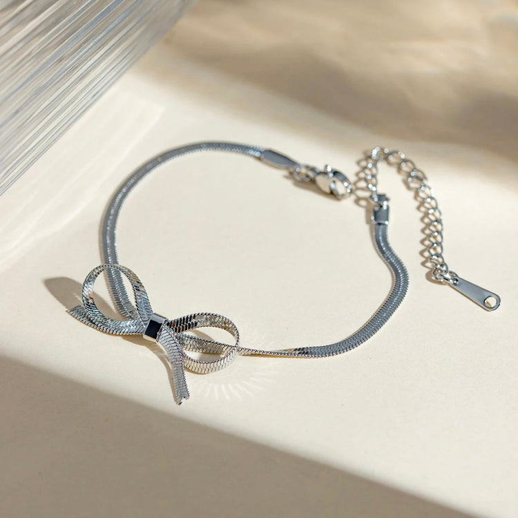 Bow Snake Link Bracelet XMTX Collections