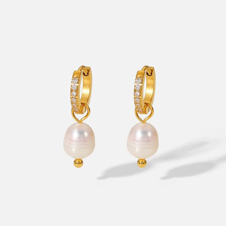 Hope you love or Allegra earring as much as we do.
These classy babies will complete any outfit!
Made to last!
Tarnish and Water Resistant. & Hypoallergenic
Latch hoop .5 inch x .5 inch
18k Gold Plated over Stainless Steel base.
Fresh Water Pearl
.