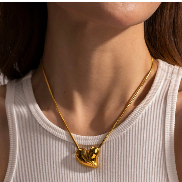 Harper Heart Necklace XMTX Collections