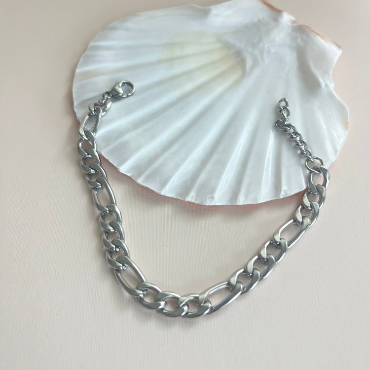Figaro Chain Bracelet XMTX Collections