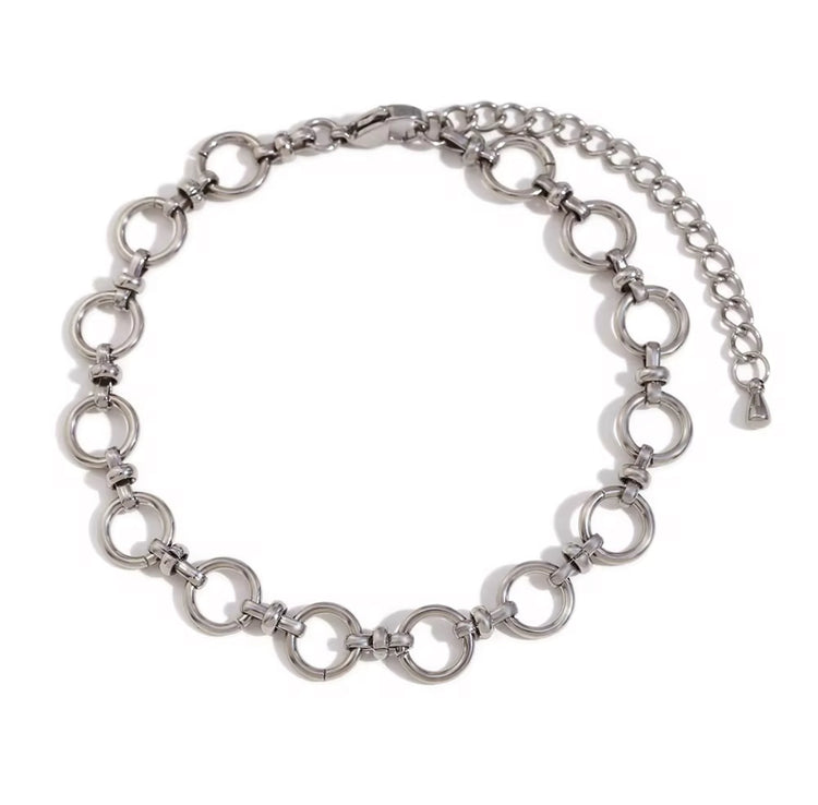 This O shaped link anklet bracelet is both pretty and a statement piece. Its water-resistant design ensures durability and longevity, making it a reliable accessory for any occasion.
This piece is made to last, hypoallergenic anti tarnish & water resistant
316L Stainless Steel
8 inches long +2 inches ext