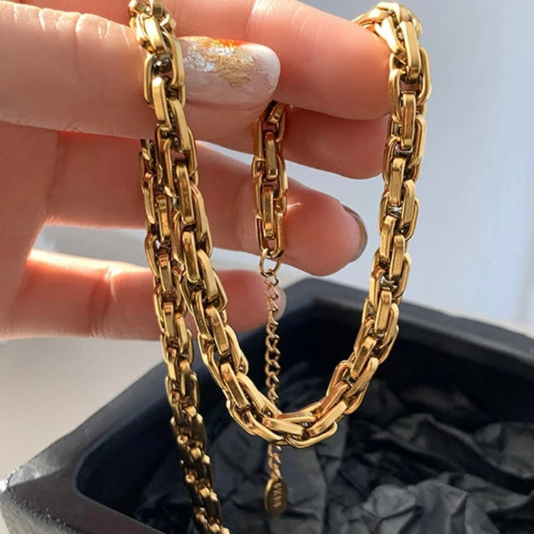 Introducing the Nora Luxury Woven Necklace, a one-of-a-kind piece that exudes strength and beauty. Made with high-quality materials, this necklace offers a luxe touch to any outfit. A must-have for those seeking a unique and sophisticated accessory.
Made to last! Tarnish and Water Resistant, Hypoallergenic
6mm wide
16 inches long + 2 Inches Ext
Closure :Lobster Clasp
18k Gold Plated over 316L Stainless Steel base