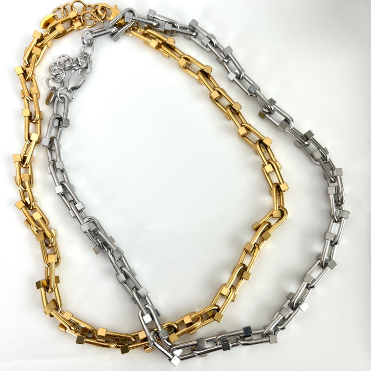 Horseshoe Necklace XMTX Collections