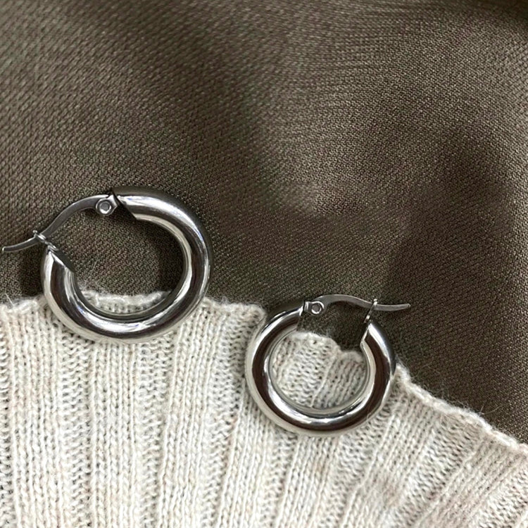 Taylor Chunky Hoop Earrings XMTX Collections