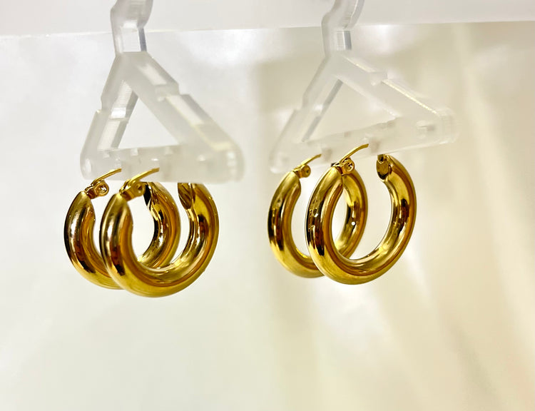 Taylor Chunky Hoop Earrings XMTX Collections