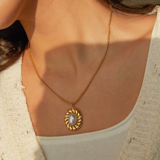 Stylish Stainless Steel Jewelry That Won’t Tarnish
