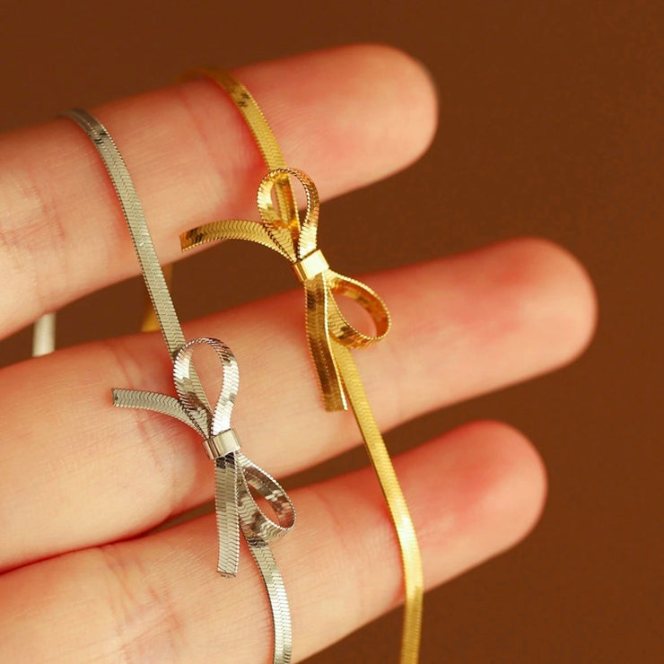 Bow Snake Link Bracelet