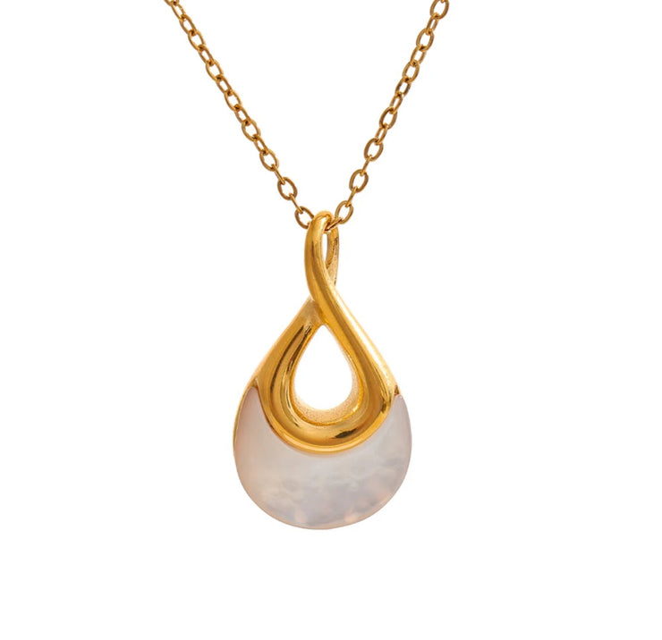 Mother of Pearl Water Drop Pendant Necklace