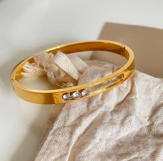 Dancing Rhinestone Bangle Bracelet XMTX Collections