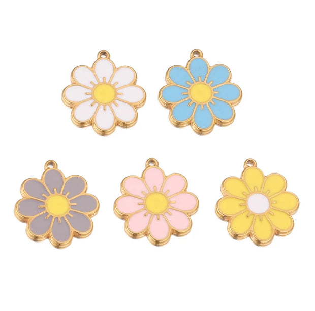 Daisy Flower Charm