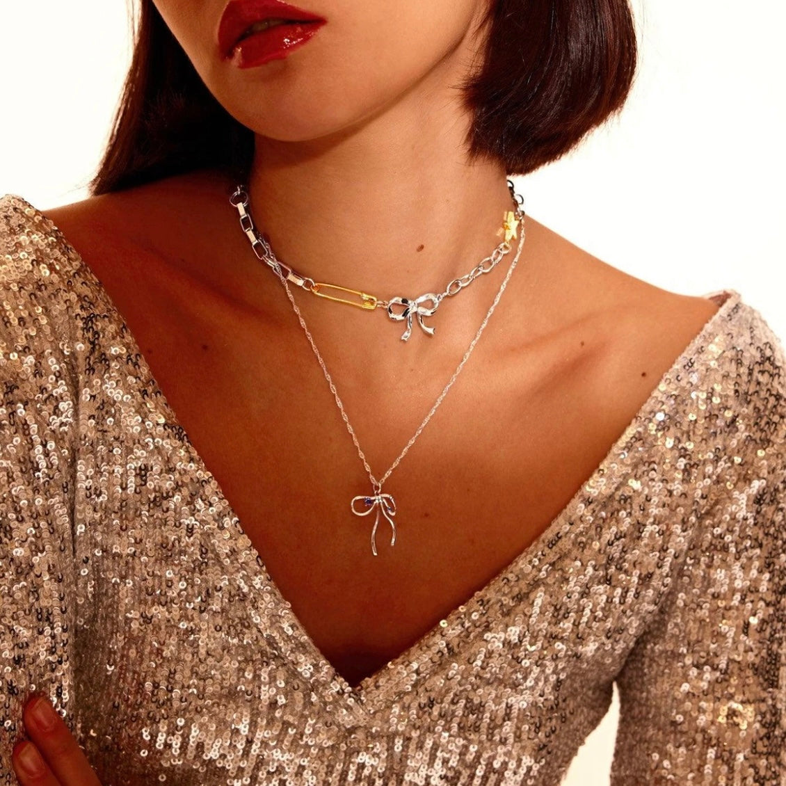 Mixed Metal Bow Star Pin Choker XMTX Collections