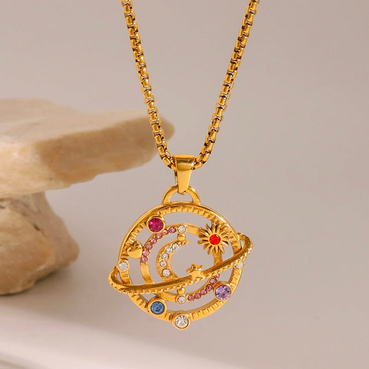 Cosma Pendant Necklace