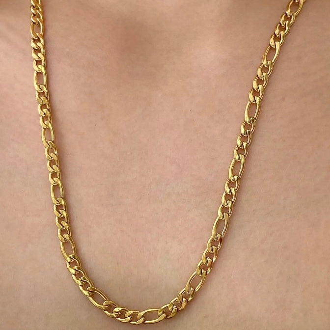 Flat Figaro Chain Necklace XMTX Collections