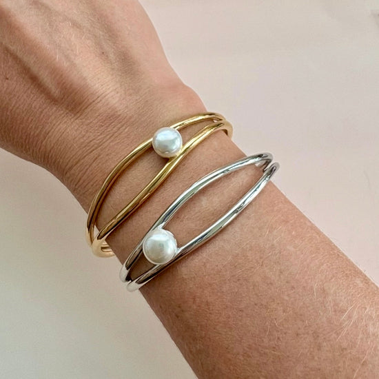 Mae Pearl Bangle Bracelet XMTX Collections