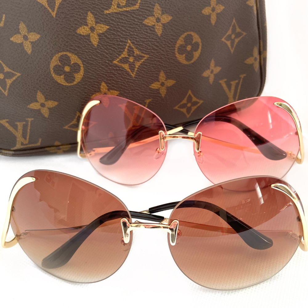 Louis Vuitton Lily Oversize Sunglasses